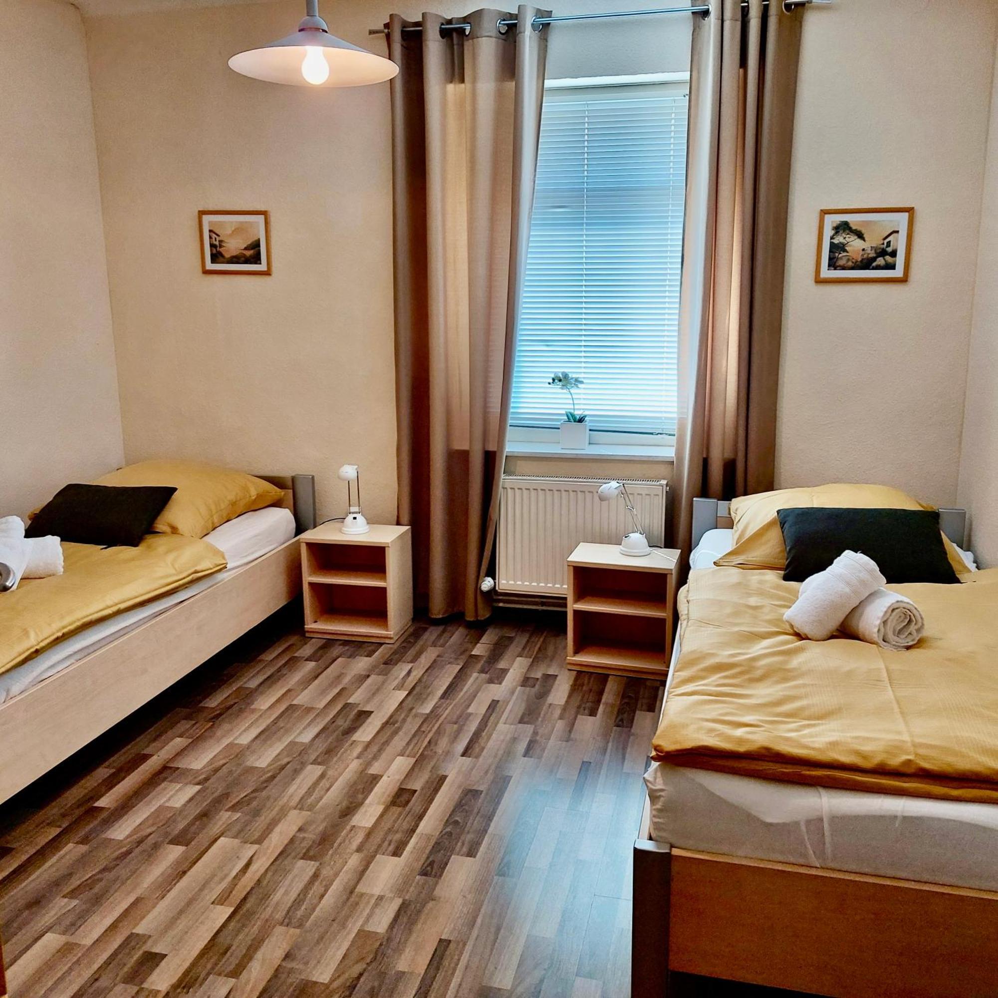 Weisses Ross Apartment *