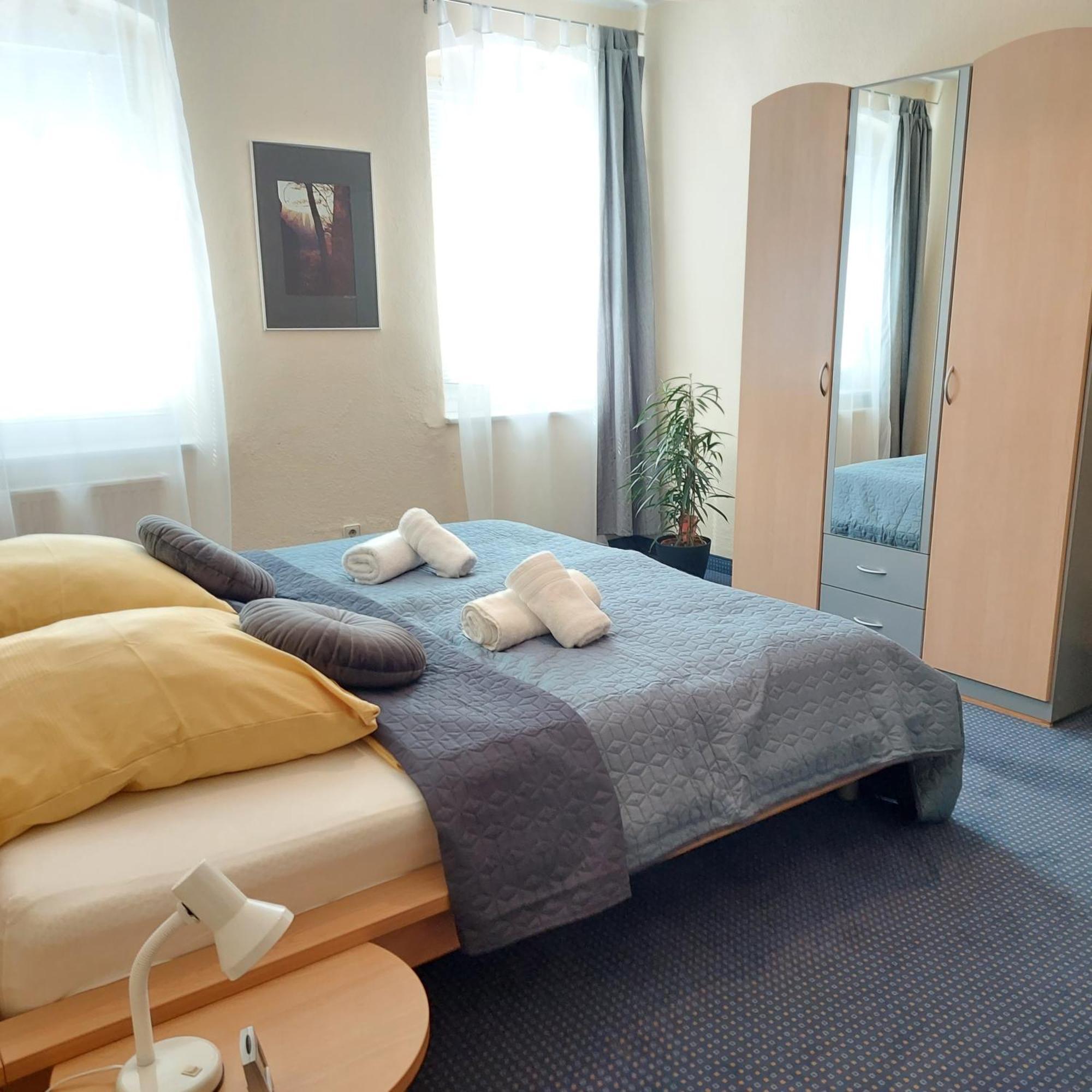 Apartment Weisses Ross Pirna