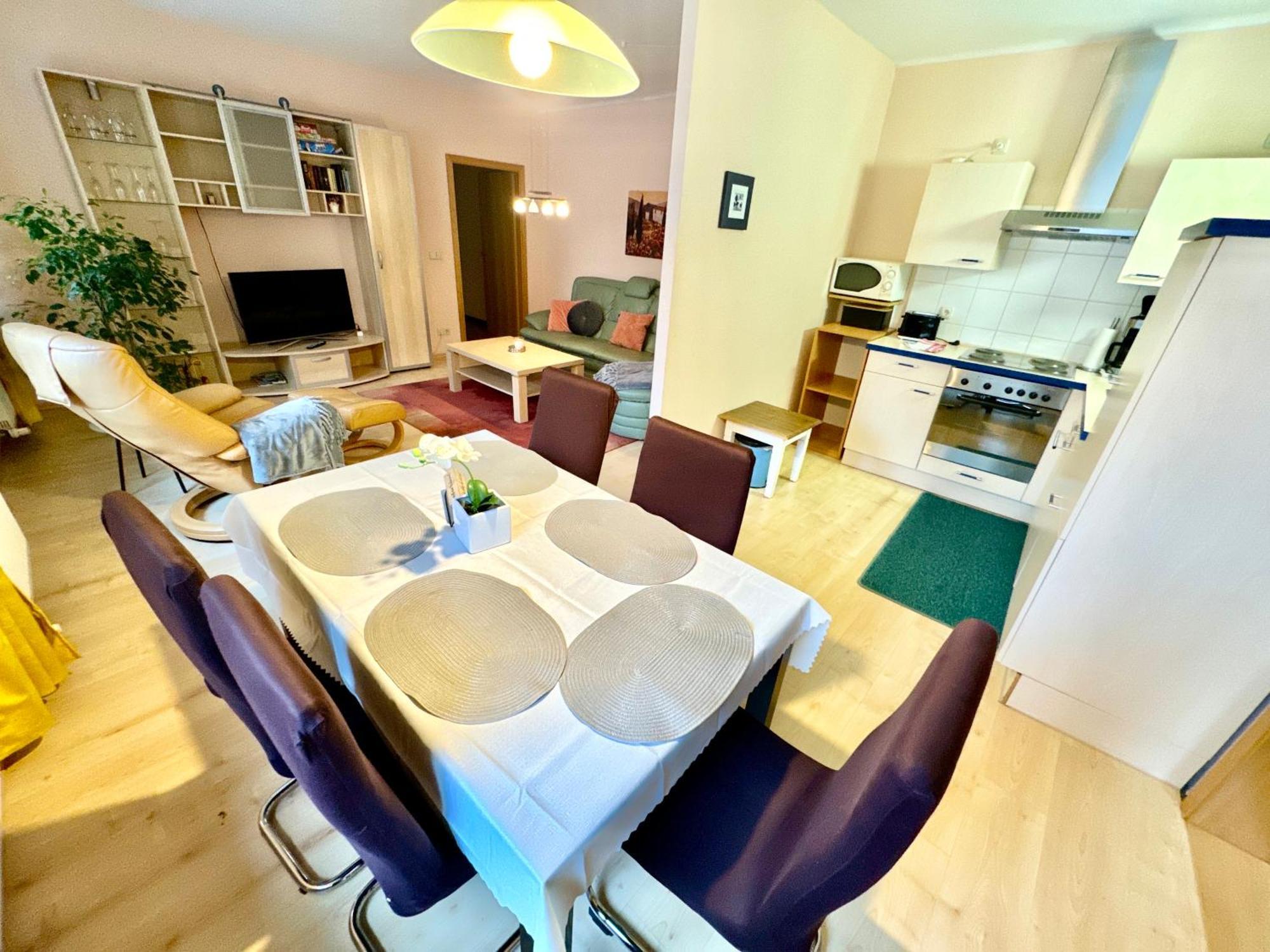 Weisses Ross Apartment